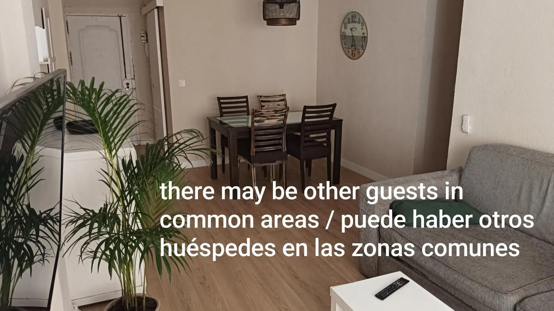 Habitaciones En Apartamento Compartido Delicias Room Cerca Del Mar, Aeropuerto, Ave Y Metro Malaga Spain